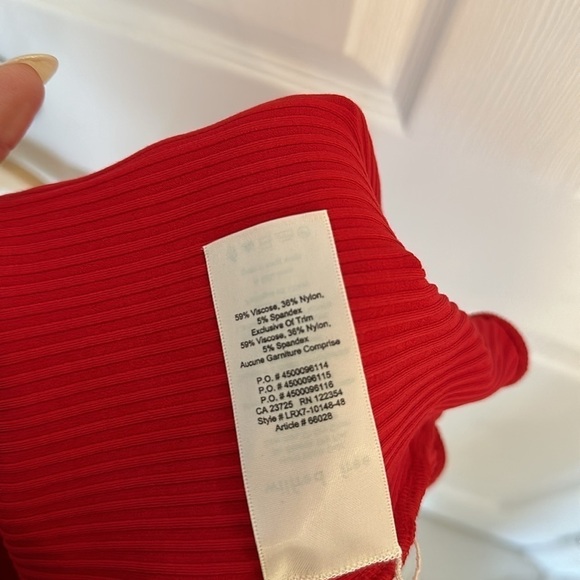 ARITZIA WILFRED Leila Long Sleeved Bodysuit Ribbed Thong Red Lillooet Size Small - Picture 6 of 6